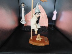 silvestri pinnochio stand side
